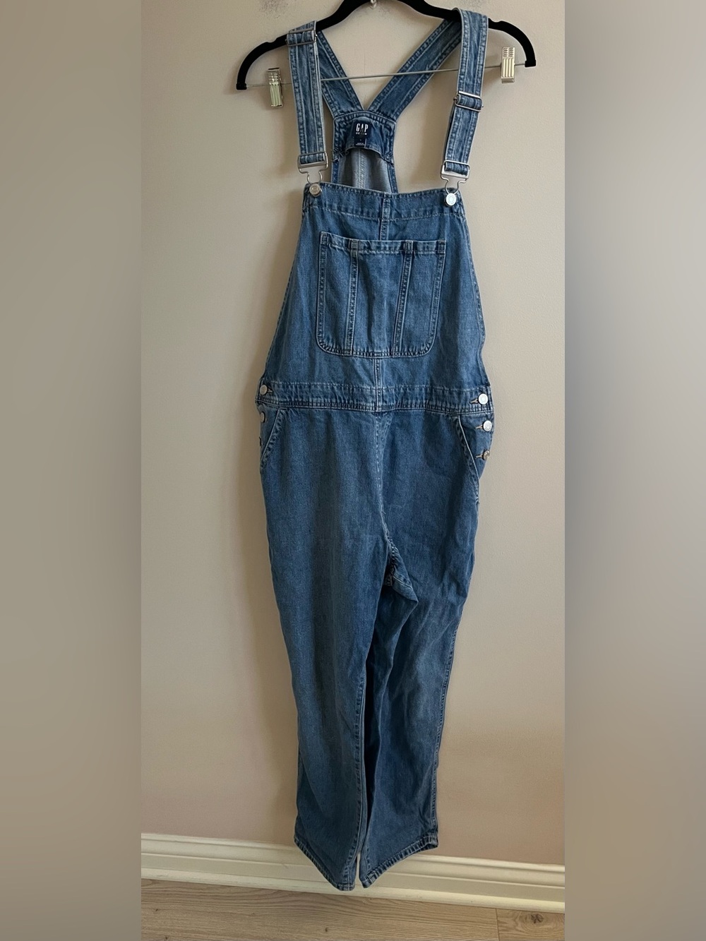 NWOT-GAP Denim Overalls, Large